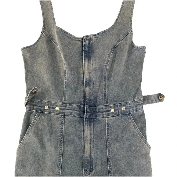 Charlotte Russe Denim Jumper NWT Sleeveless Lightwash Catsuit Jumpsuit Size M - Picture 6 of 13